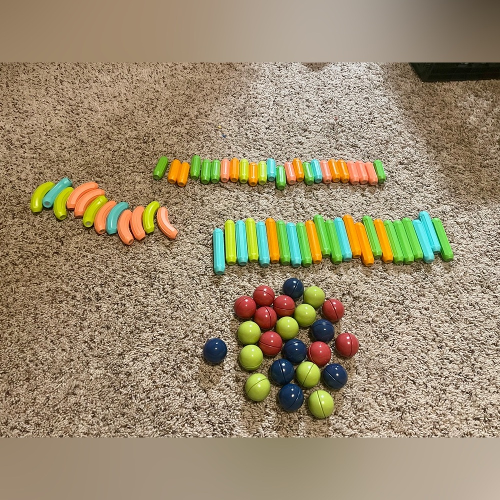 Colorful Magnetic Building Set for Kids STEM 80+ pieces